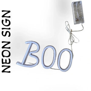 NWOT WHITE BOO NEON LIGHT